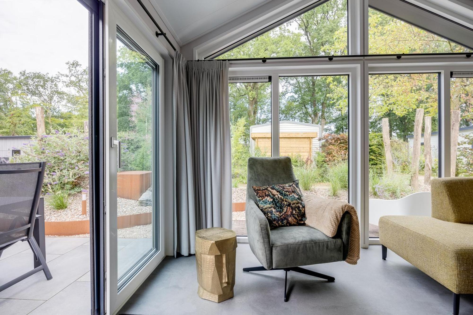 Modern Ingericht Chalet Op Groen Park Op De Veluwe Epe Kültér fotó